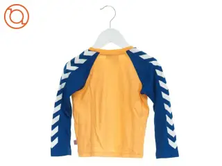Bluse fra Hummel (str. 92 cm)