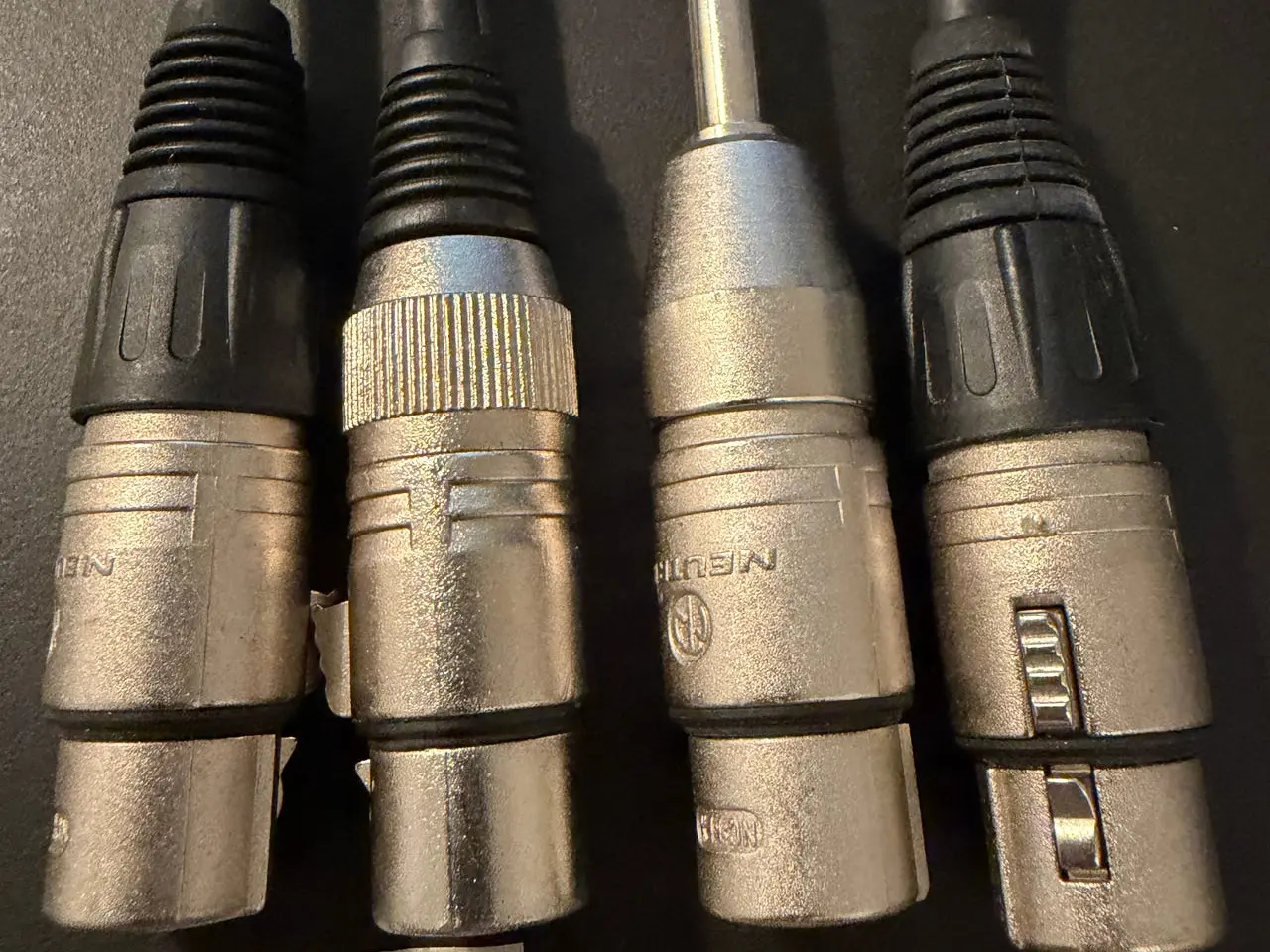 Billede 1 - Neutrik XLR hunstik – 4 stk. til genbrug