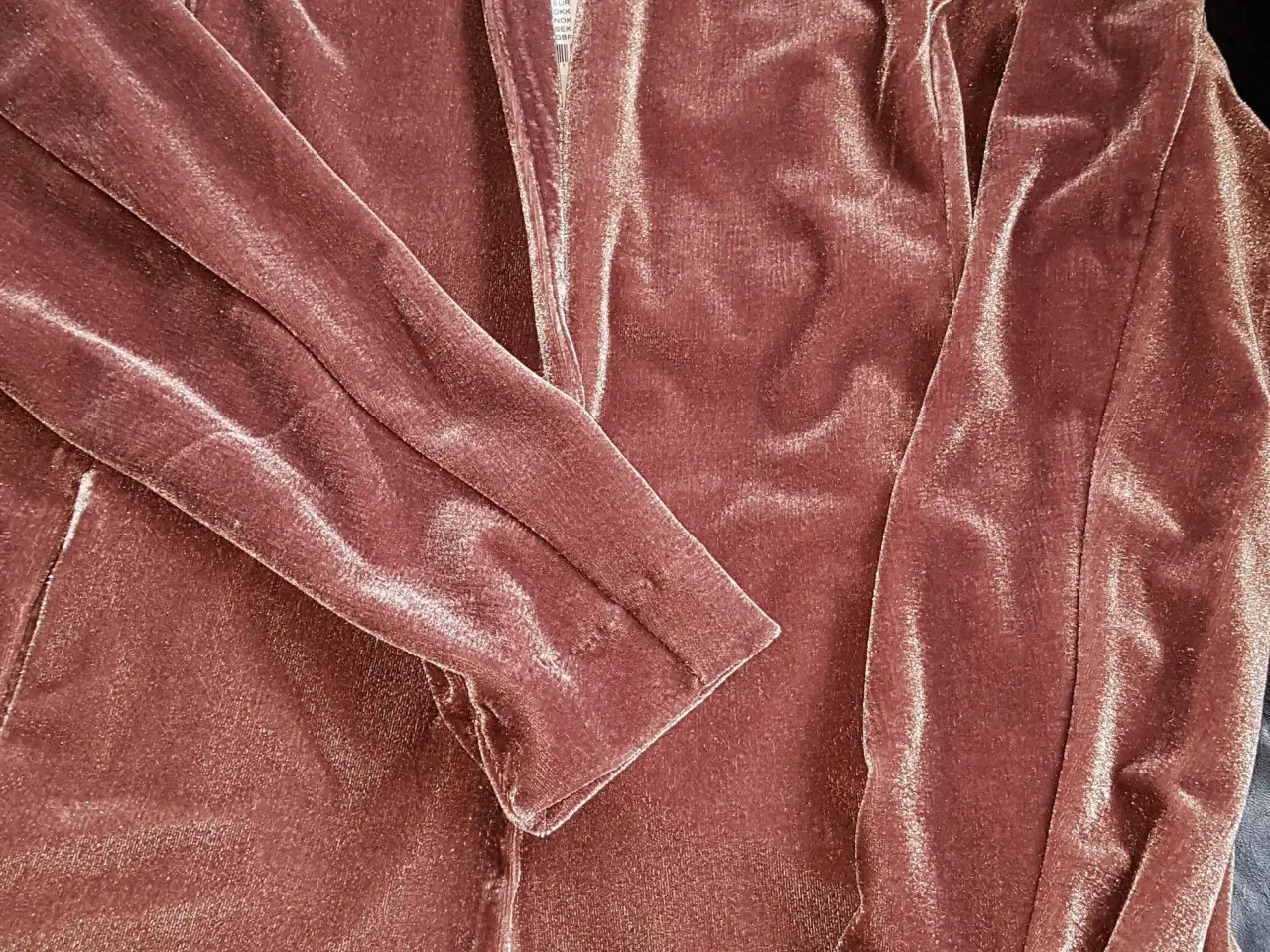 Billede 3 - Numph blød jakke i velour