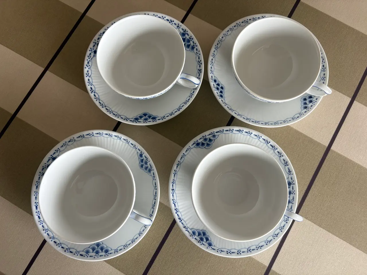 Billede 2 - Prinsesse Royal Copenhagen tekopper