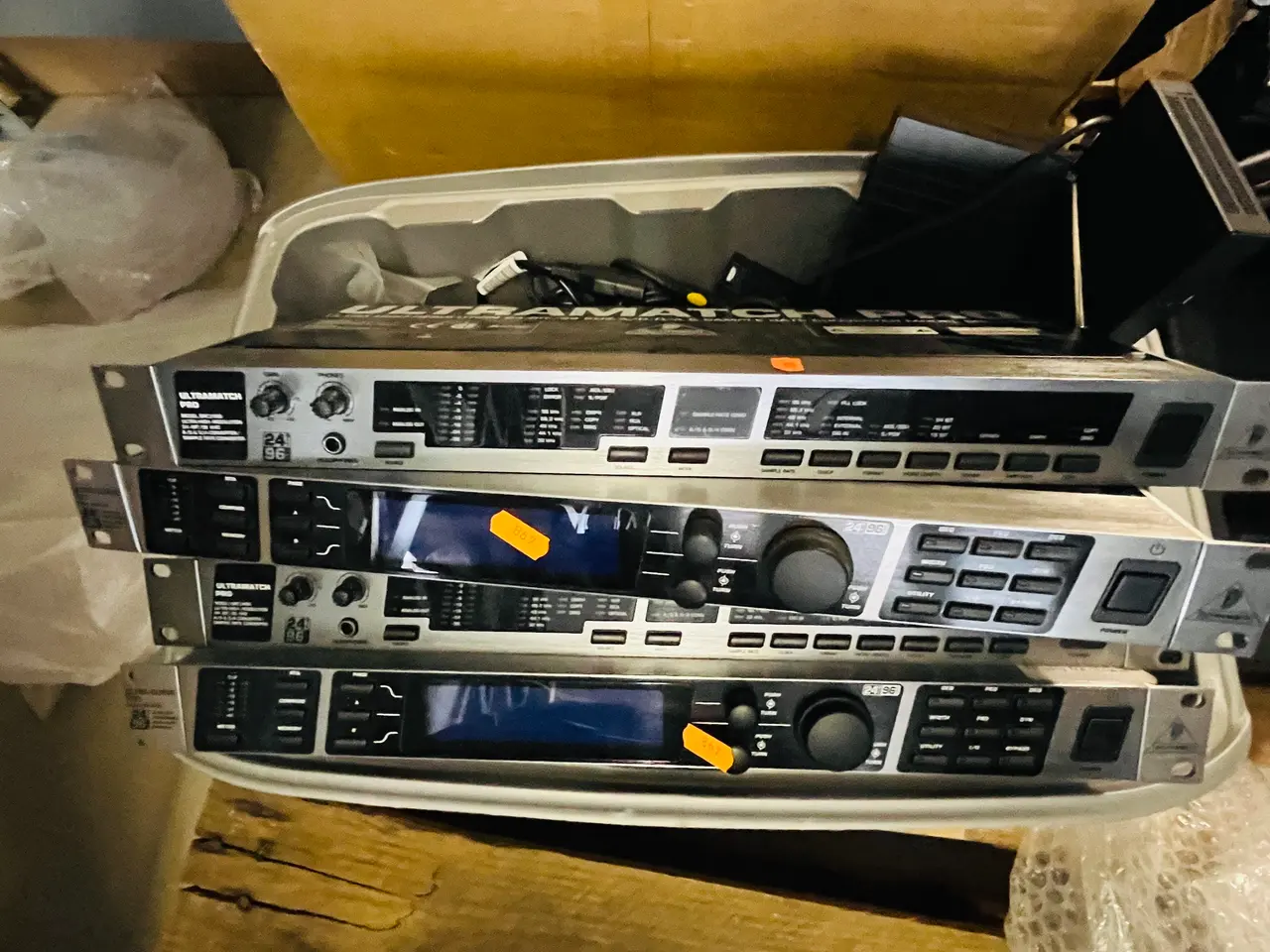 Billede 1 - Lydudstyr: Behringer Ultramatch Pro SRC2496 & Ultra-Curve Pro DEQ2496 (Rack)