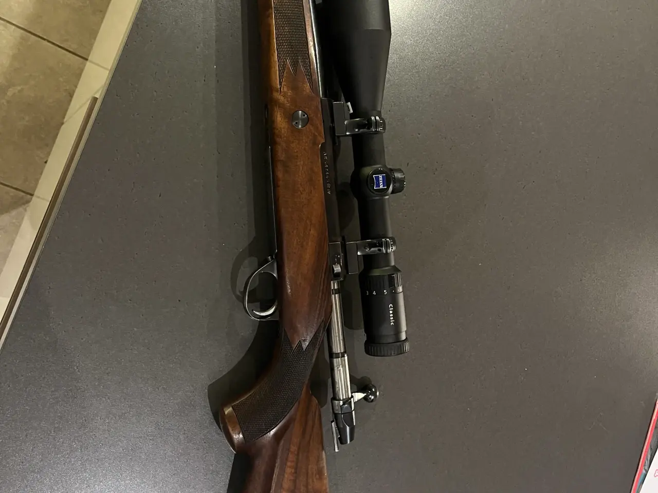 Billede 1 - Jagtriffel,  Sako m/ Zeiss kikkert