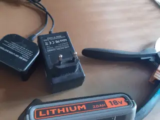 Batteri med oplader til Black&Decker