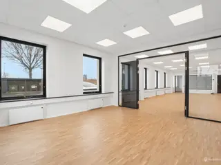Kontorlejemål 178 m² på Oliefabriksvej – tæt på E20 og Ørestad