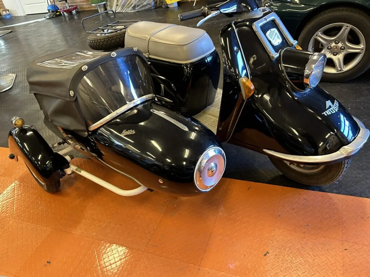 Billede 2 - Heinkel Tourist 200 med sidevogn nysynet