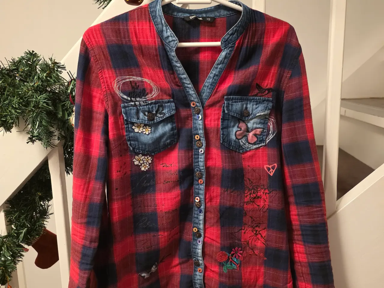 Billede 1 - Skjorte Desigual, str. XS