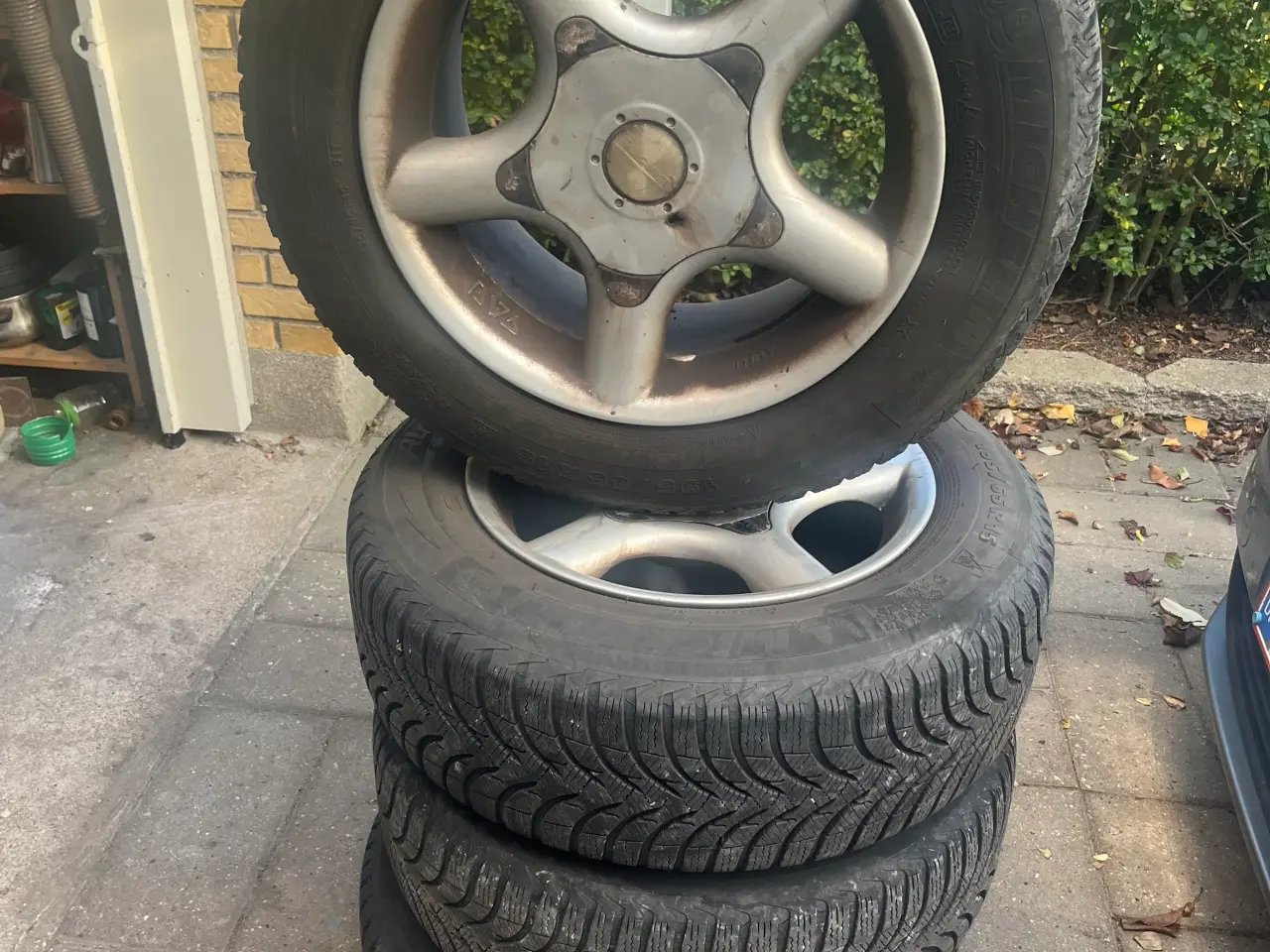 Billede 2 - Vinterdæk på alufælge 5x112