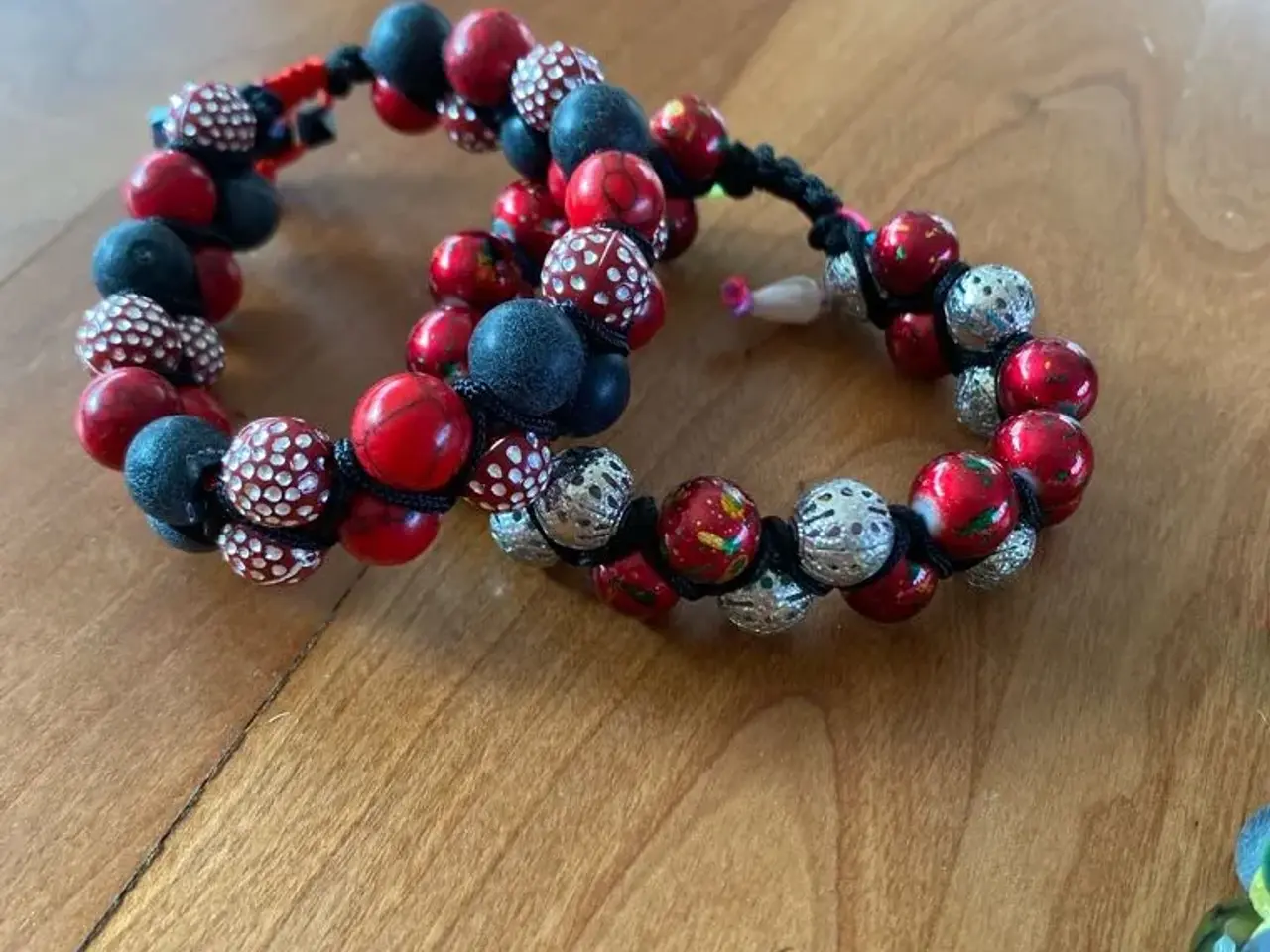 Billede 6 - Nye knyttede armbånd
