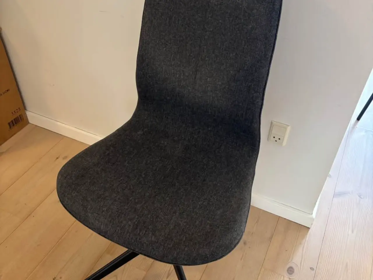 Billede 1 - Kontorstol, drej og hæv/sænk