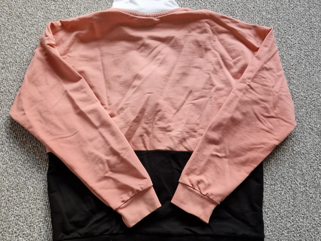 Billede 2 - Hummel trøje str 164
