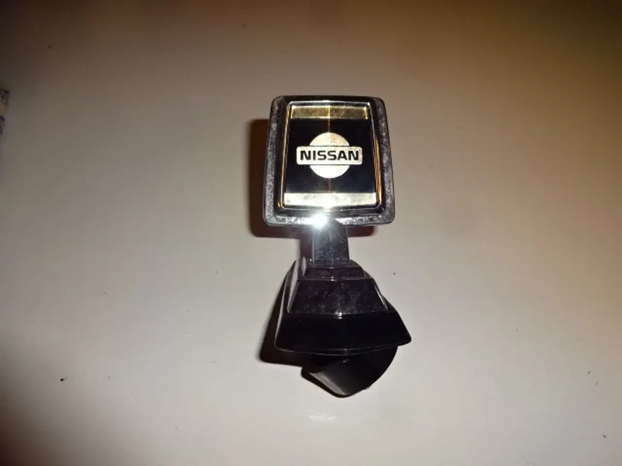 Billede 1 - Nissan kølerfigur