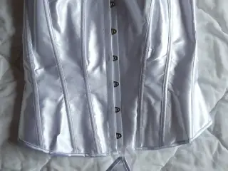 Glat satin korset, str. 38