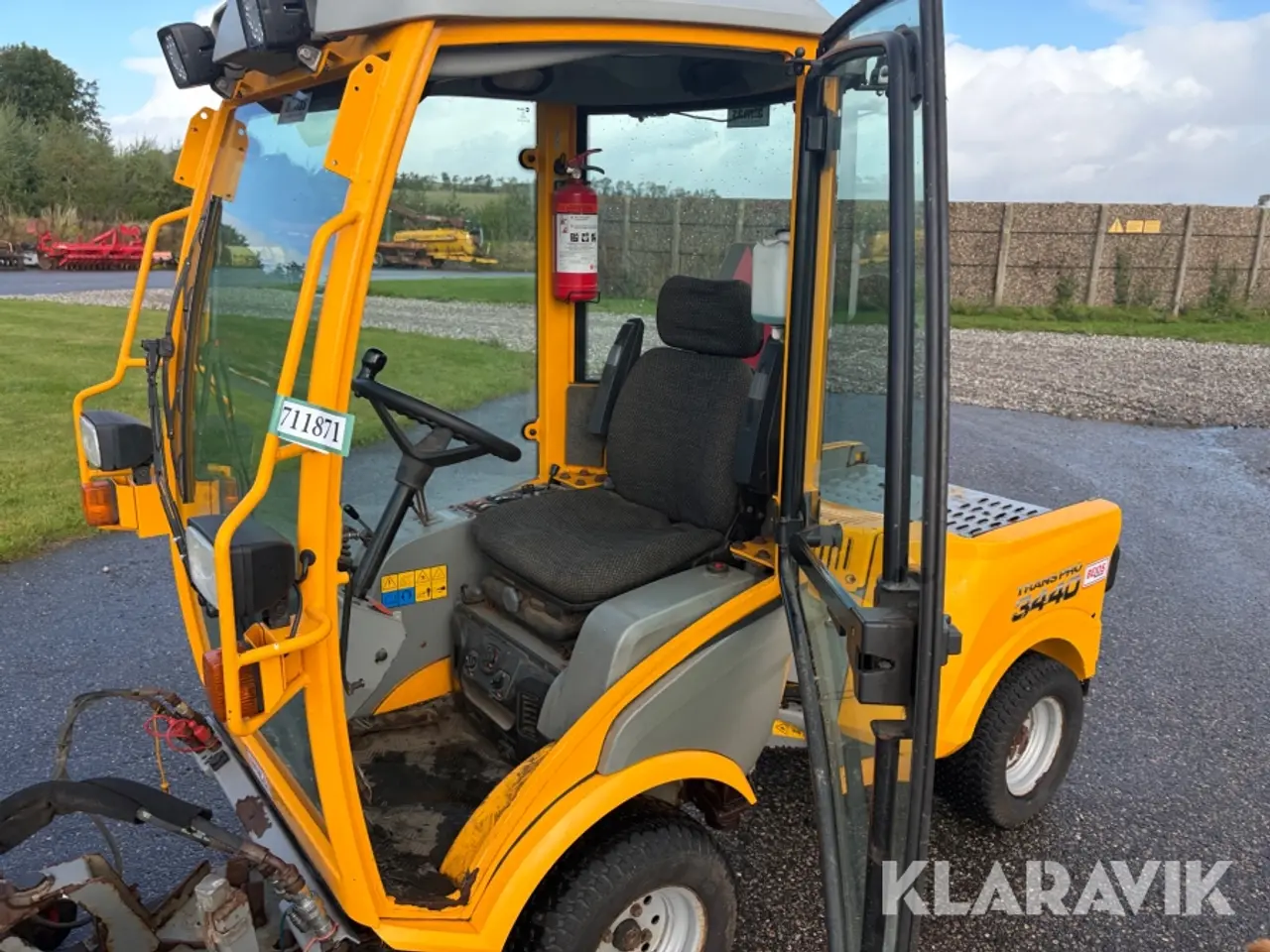 Billede 9 - Redskabsbære Belos Trans Pro 3440 med kost og sneplov
