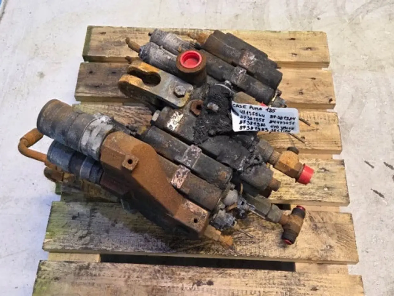 Billede 14 - Case Puma 185 Hydraulikventil 47135544