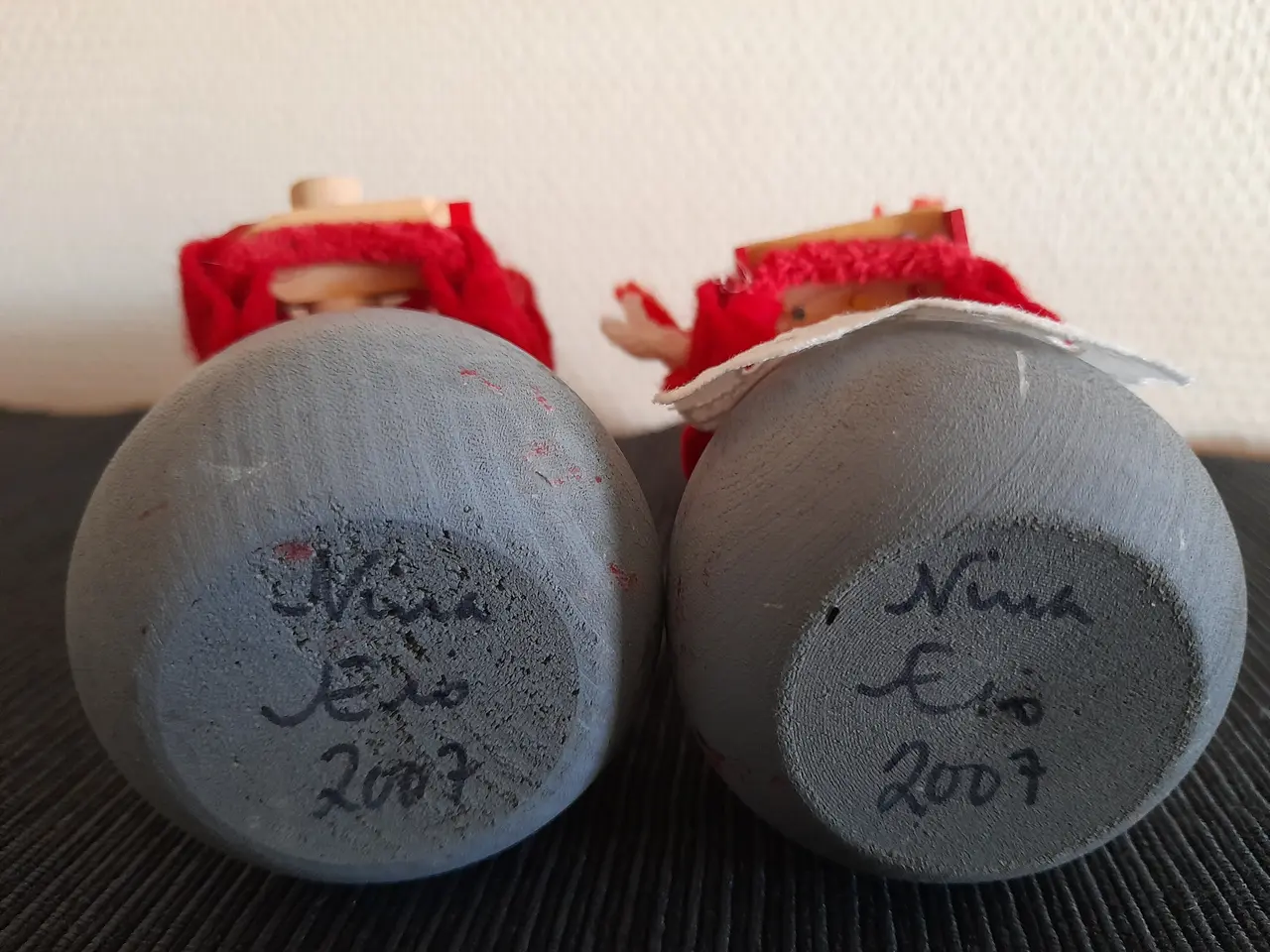 Billede 6 - 2 stk Ærø nisser, 16 cm høje.