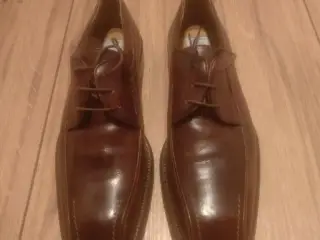 Business-sko, BATA