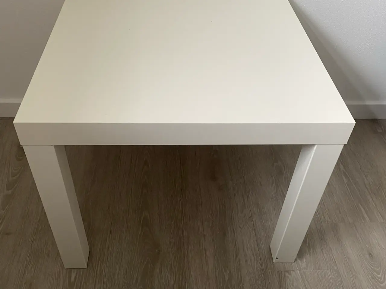 Billede 1 - Kvadratisk bord 55x55 cm