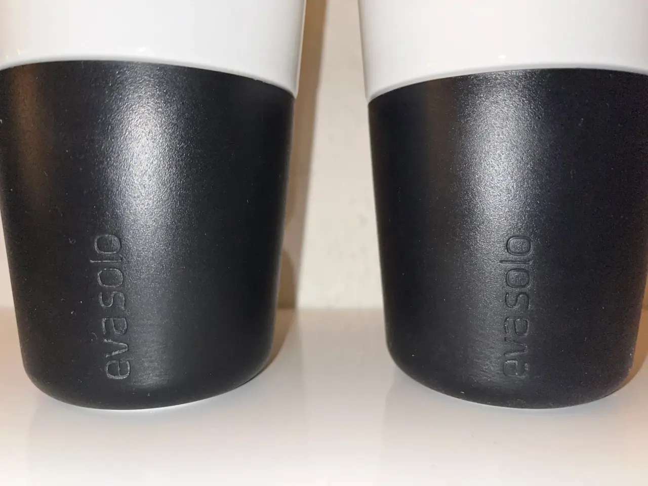 Billede 5 - 2 Eva Solo café latte krus med sort silikone