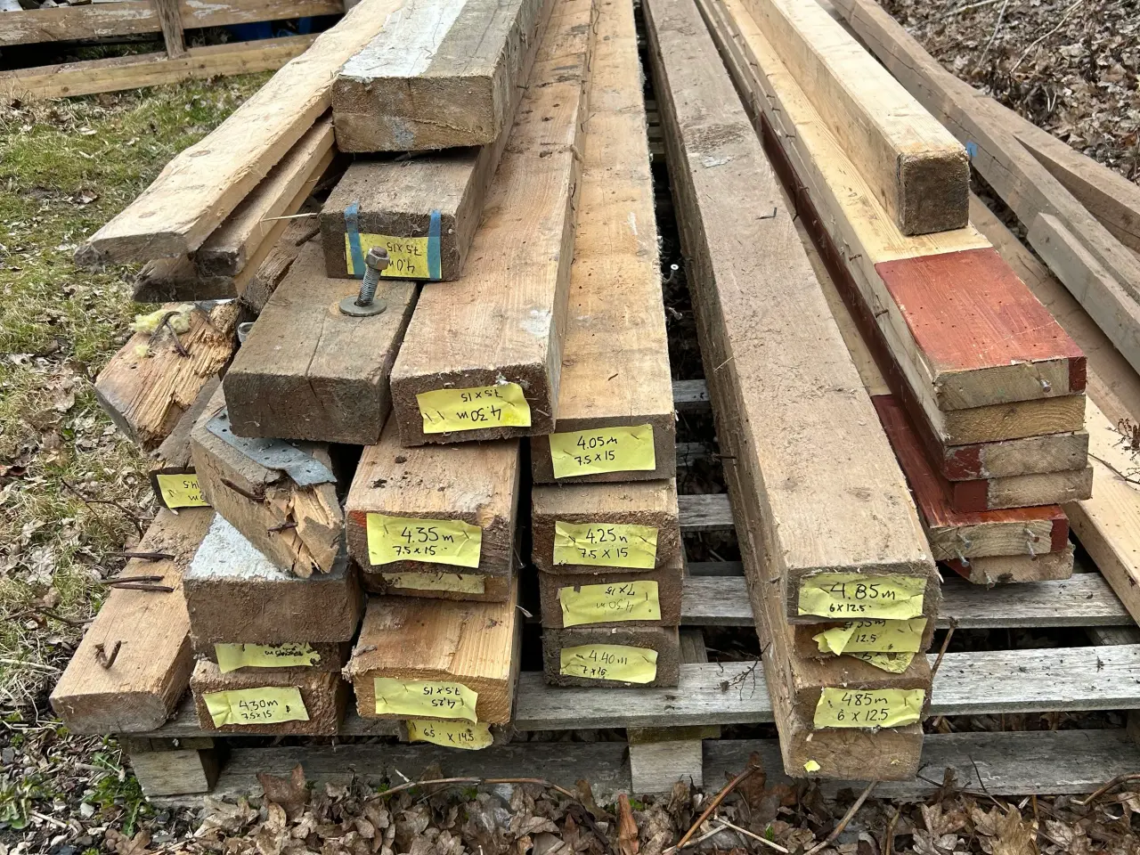Billede 1 - Byggematerialer træ 