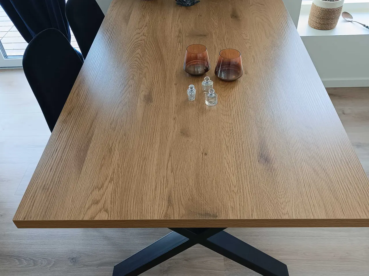 Billede 2 - Smukt spisebord! Helt nyt!