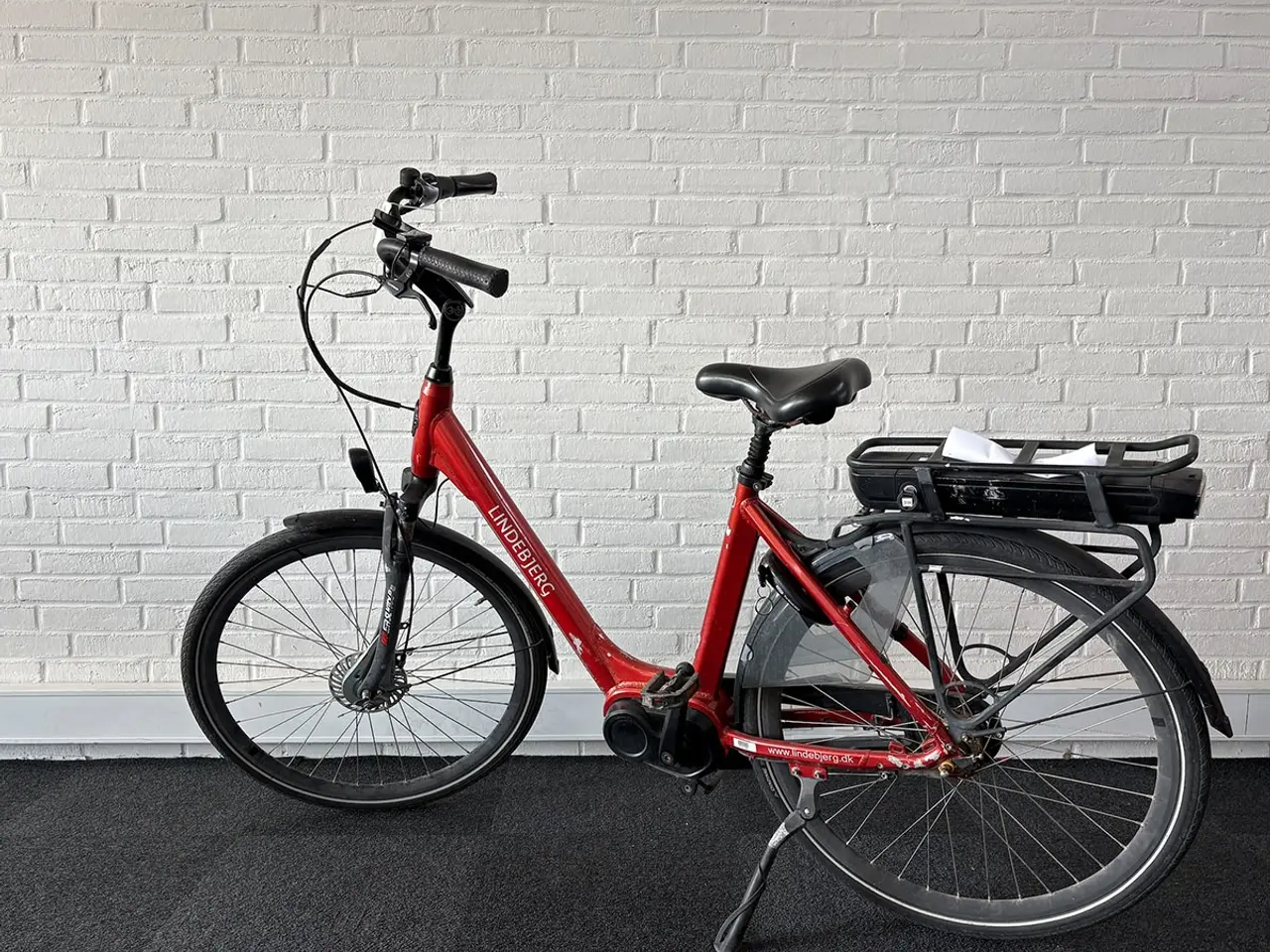 Billede 2 - Center Lux shiny rød
