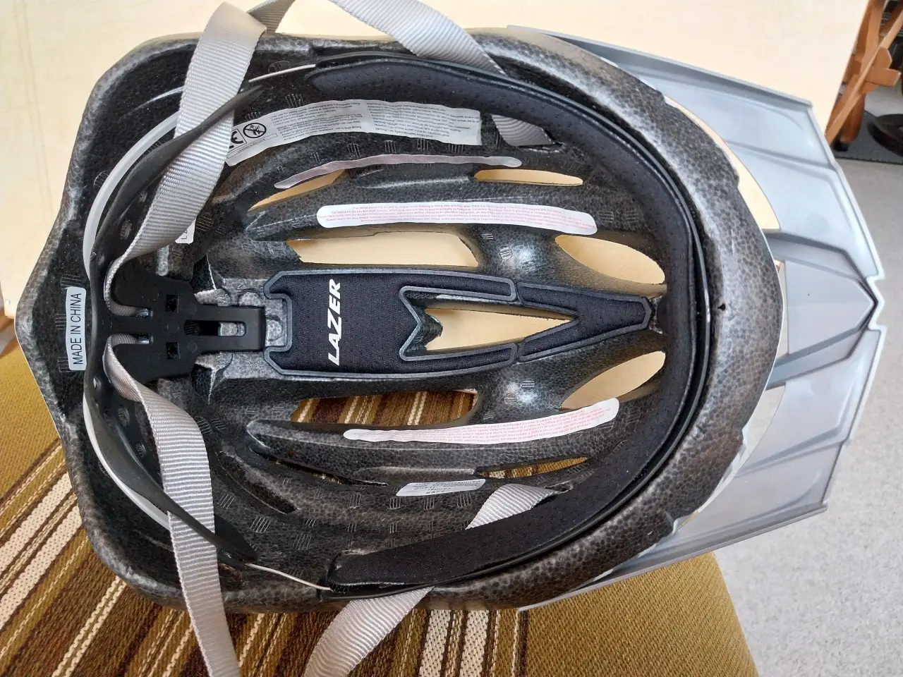 Billede 3 - Lazer cykelhjelm. Ny. Justerbar størrelse