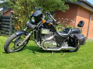 honda shadow vt 700