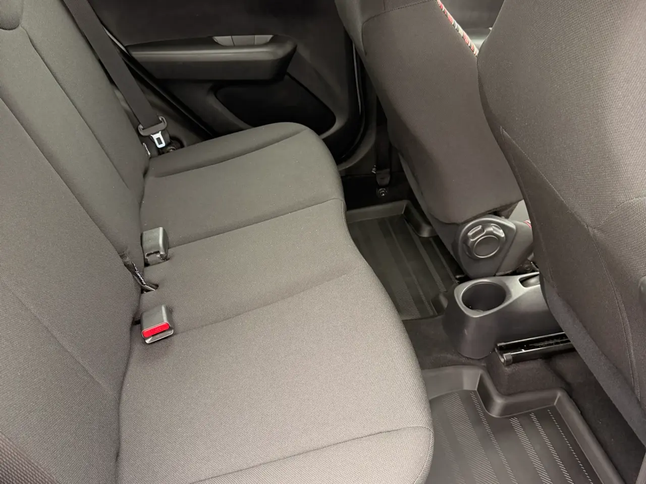 Billede 8 - Citroën C1 1.2 Benzin – 2017 – Kun 51.000 km!
