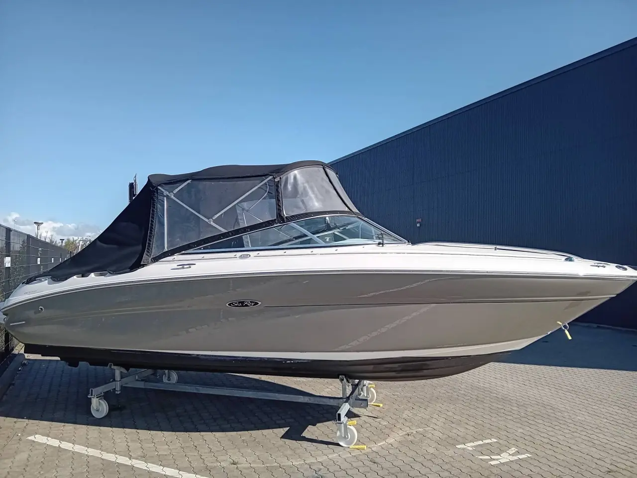 Billede 4 - Searay 220 Sunsport m/ Mercruiser 4.3