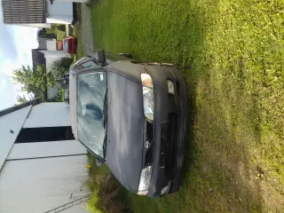 Nissan almera 2,0 til dele