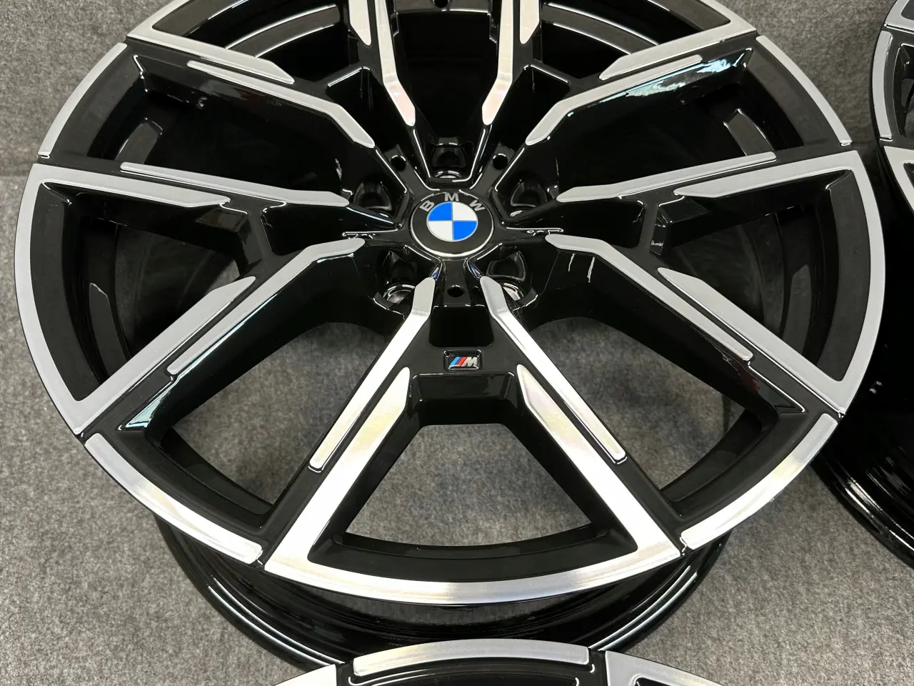 Billede 6 - ALUFÆLGE BMW i4 G26 19 859M 8,5J og 9J x 19"