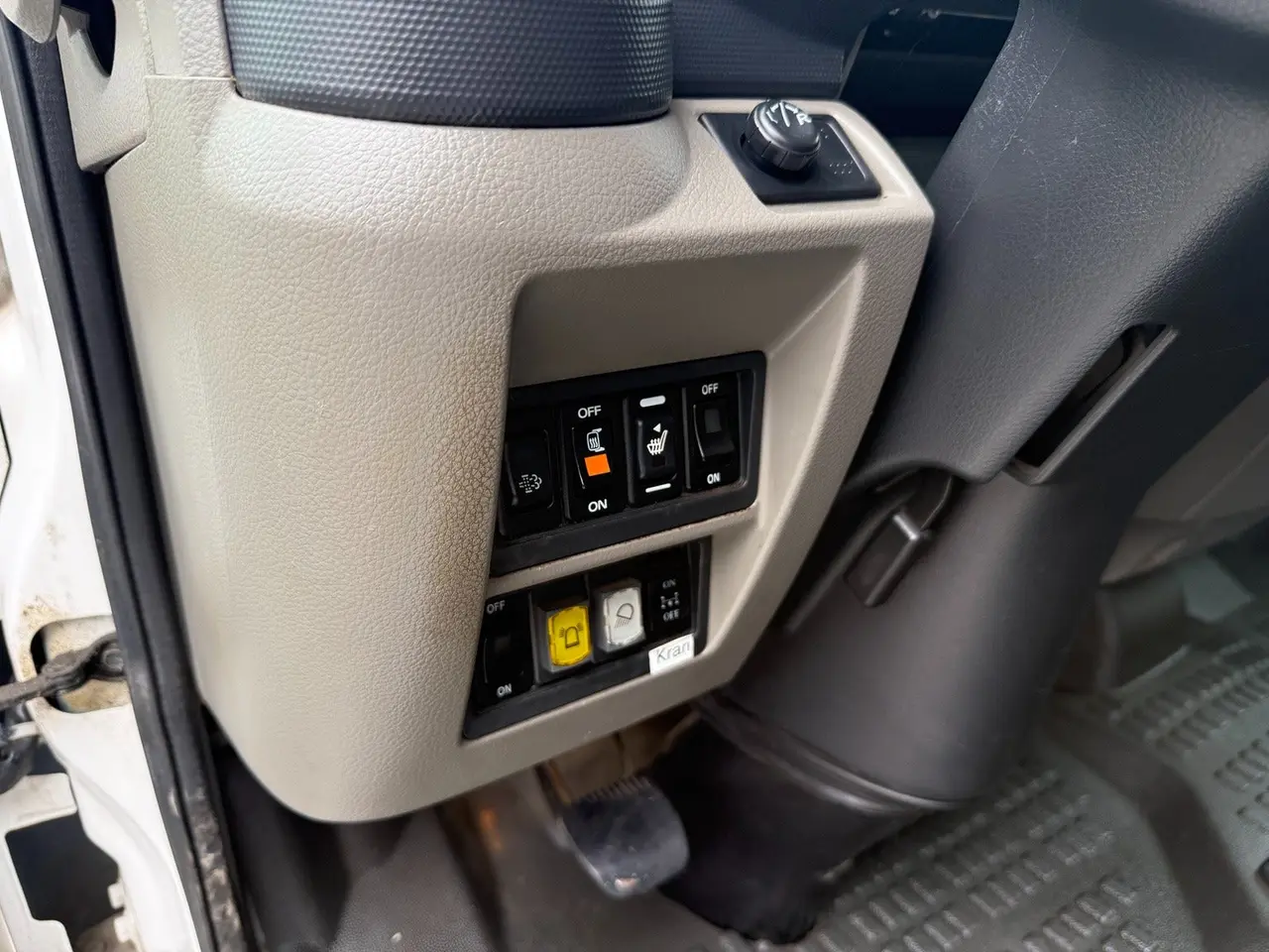 Billede 11 - Nissan Cabstar 2,5 D 35.14 S.Kab m/lad Comfort 3400