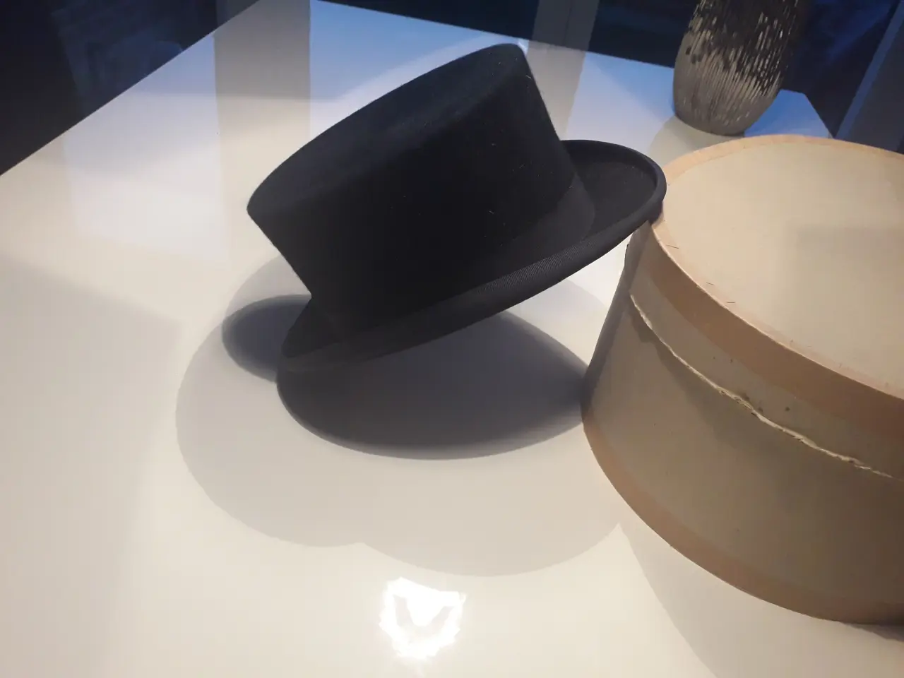 Billede 4 - Christy håndsyet hat