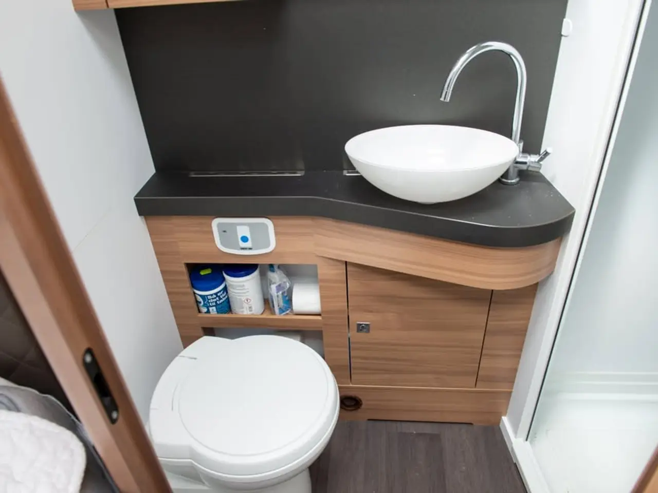 Billede 10 - Yderst velholdt Adria Coral Plus 670 SLT 