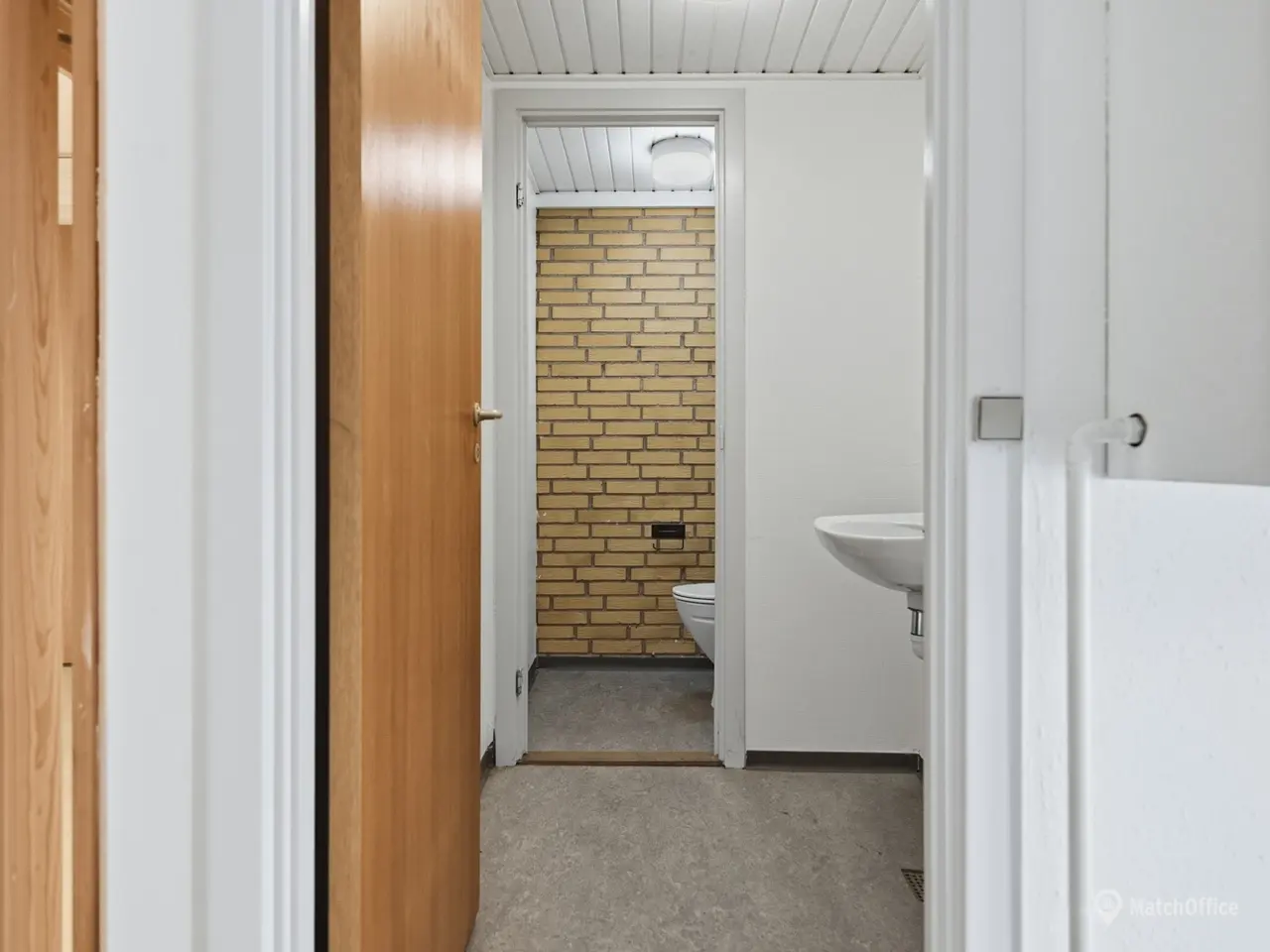Billede 10 - Showroom/butik med facade til Viby Ringvej