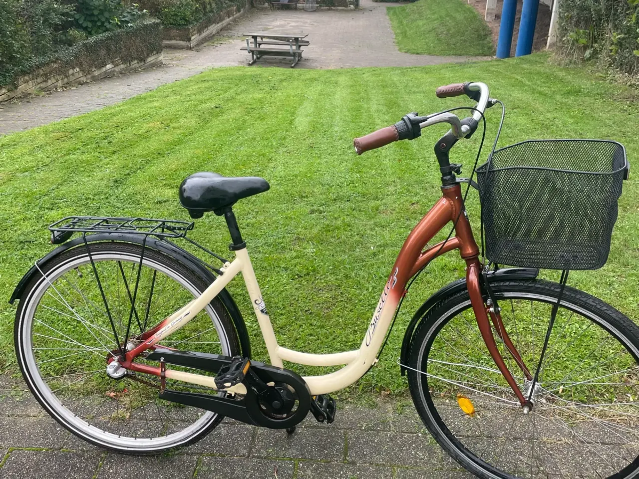 Billede 3 - damecyke Busetto 28, tommer 3 gear, aluminum,