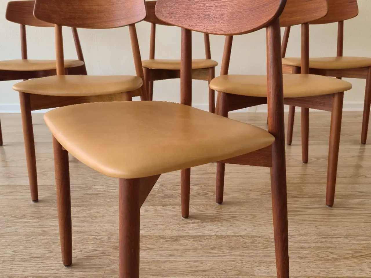 Billede 2 - 6 Harry Østergaard teak stole