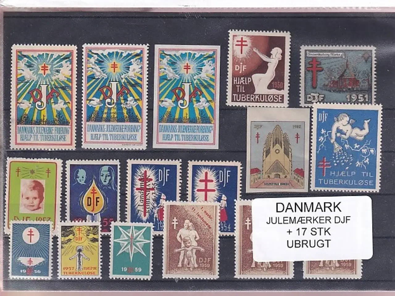 Billede 1 - Danmark Julemærker DFJ - 17 Stk. Ubrugt