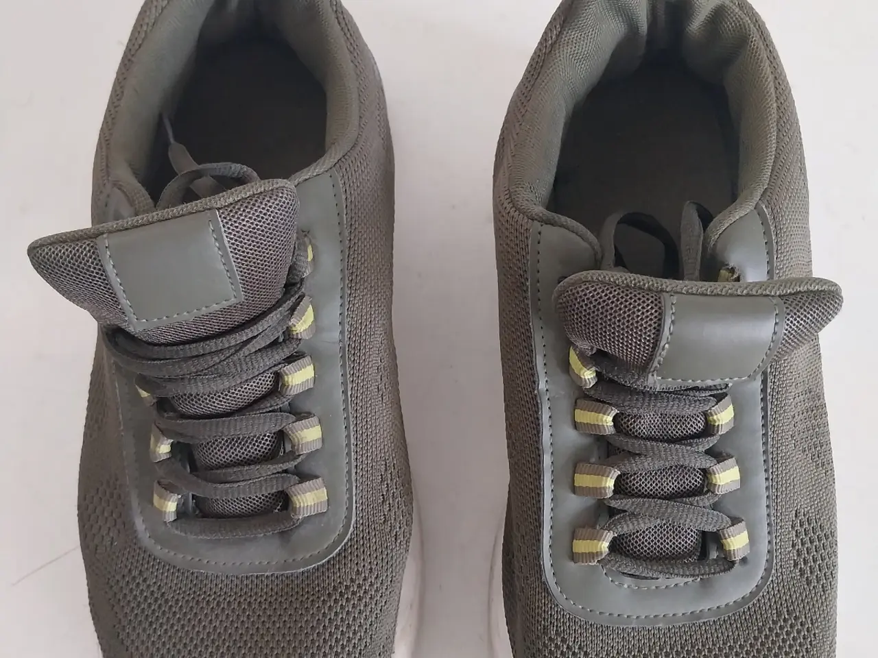 Billede 5 - Grønne sneakers str. 45