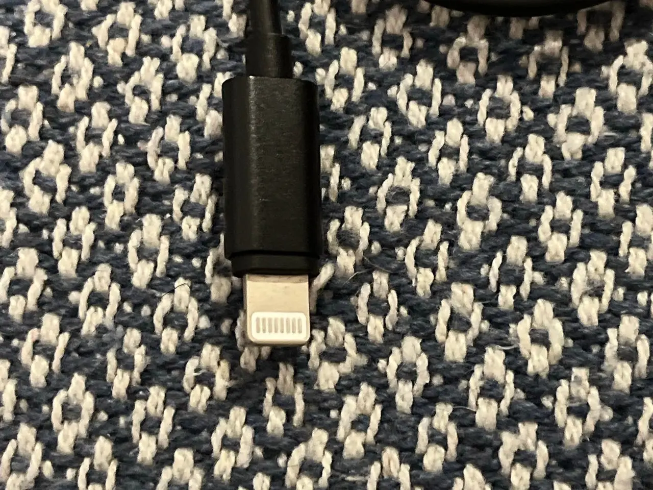Billede 2 - Lydkabel Lightning til 3,5 mm jack, sort
