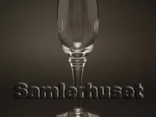 Leonora Ølglas. H:155 mm.