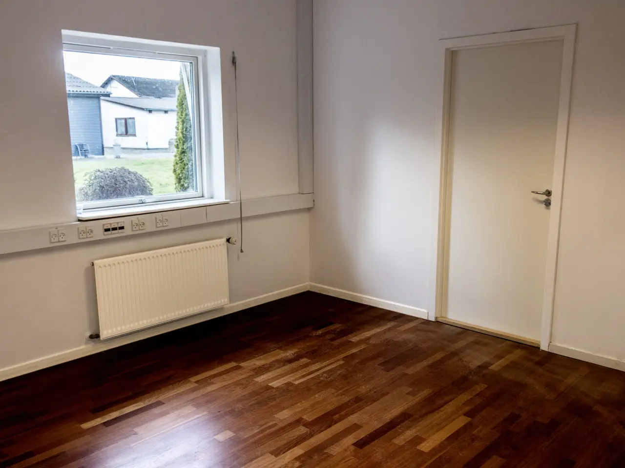 Billede 2 - Offices for drone business in the drone test center