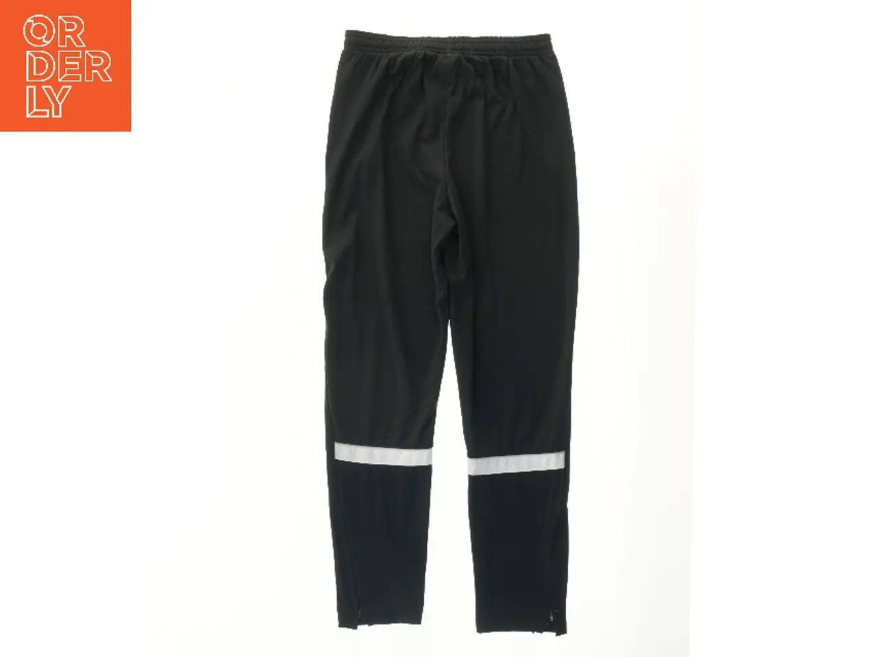 Billede 2 - Træningsbukser med logo fra Nike (str. 170)