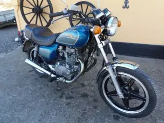 Honda CM 400 T