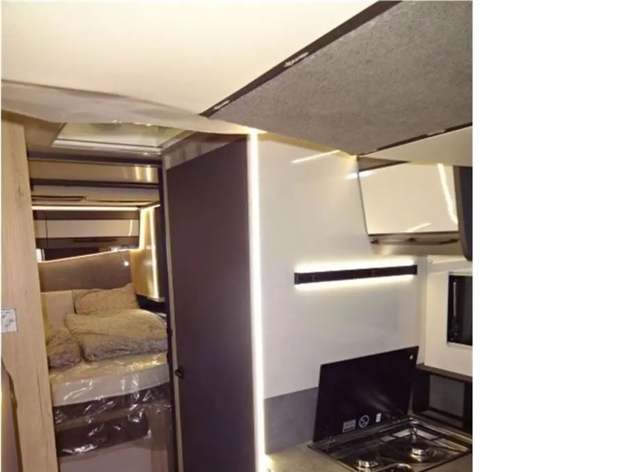 Billede 39 - 2026 - Elnagh T-Loft 582