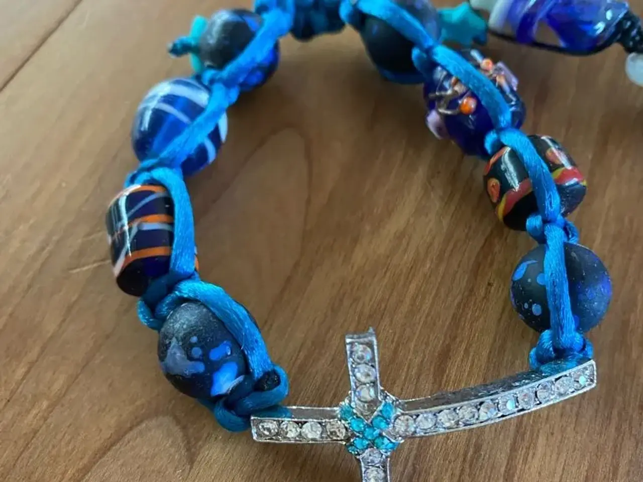 Billede 5 - Nye knyttede armbånd