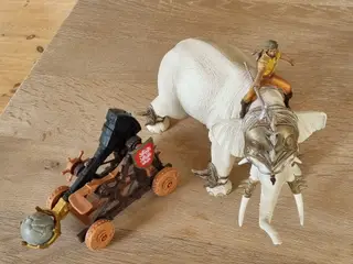 Schleich krigerelefant med kriger + katapult