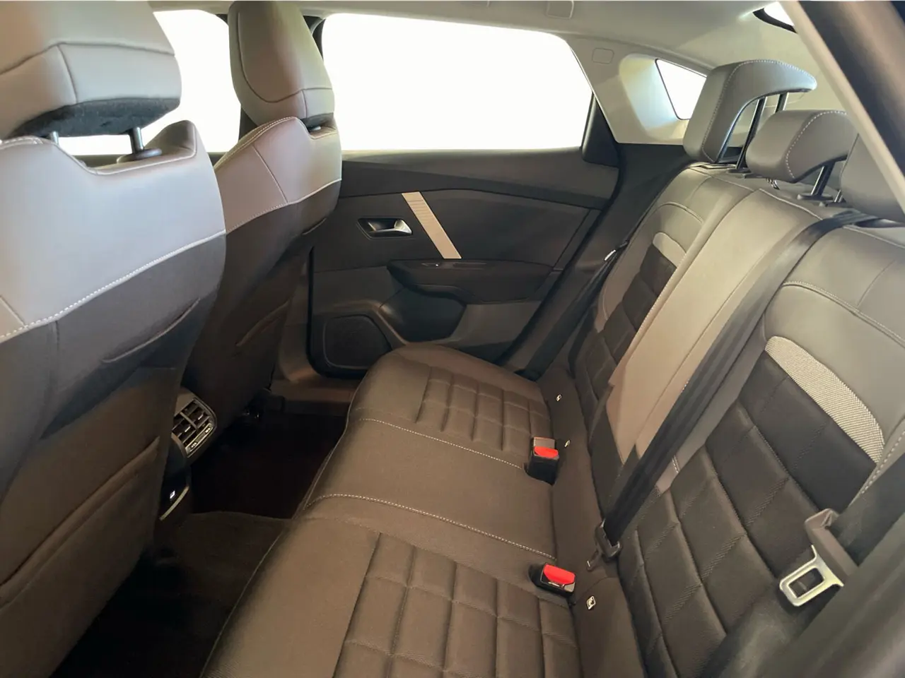 Billede 13 - Citroën ë-C4 X 54 Plus
