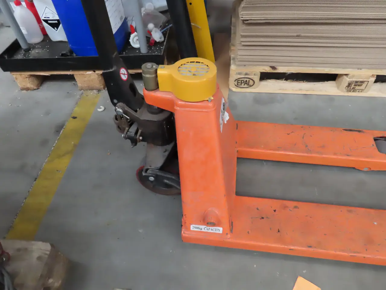 Billede 2 - Palleløfter med vægt 2500 kg (kort)