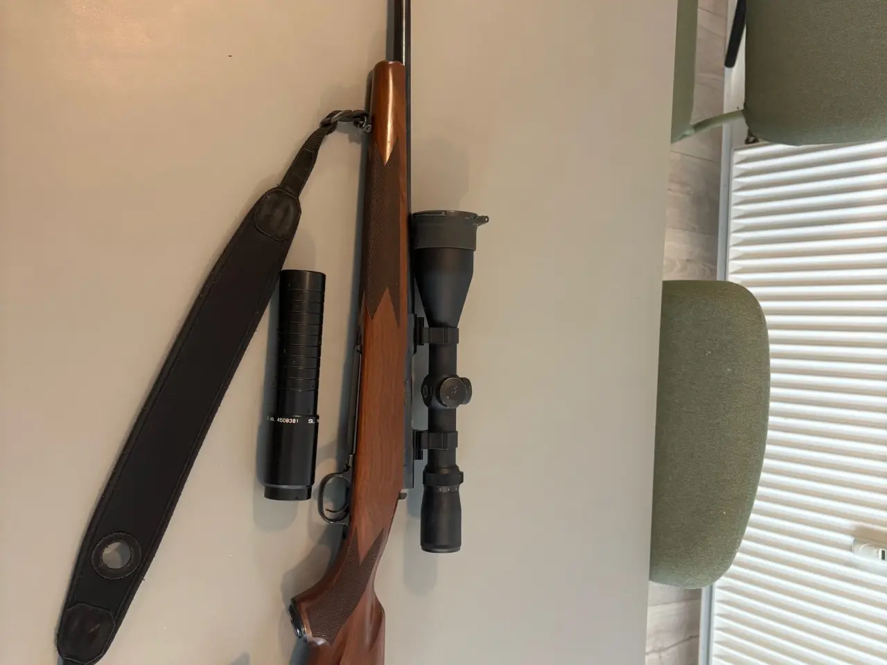 Billede 1 - Winchester 30.06 inkl. kikkert med lys